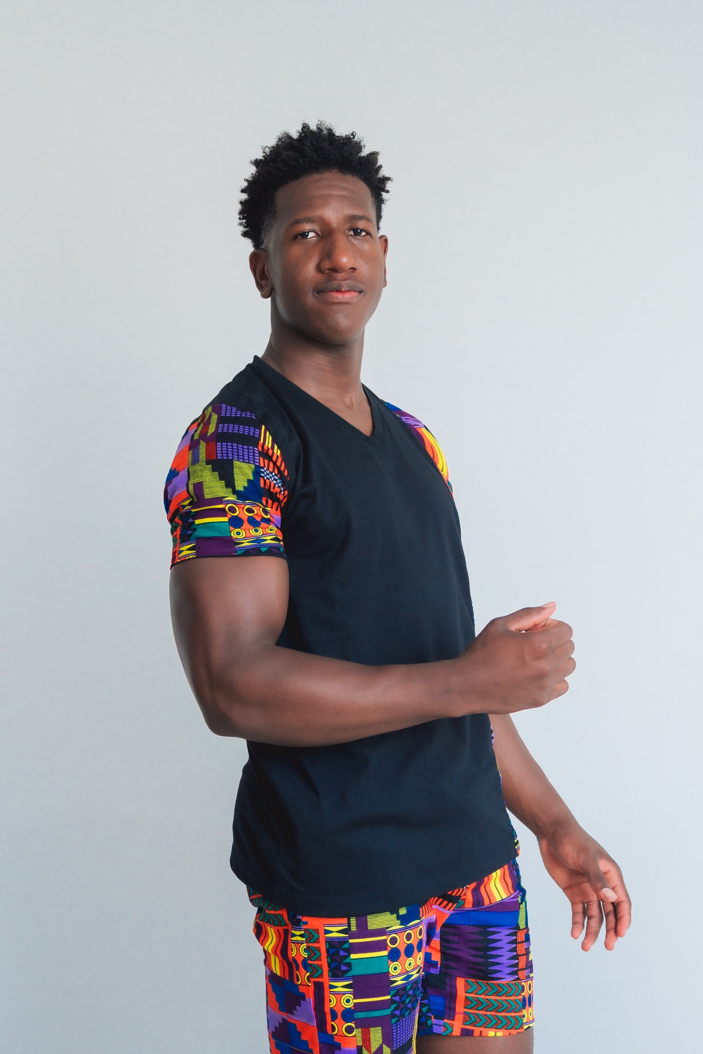 Conjunto Camiseta Raiz + Shorts - Estilo Africano