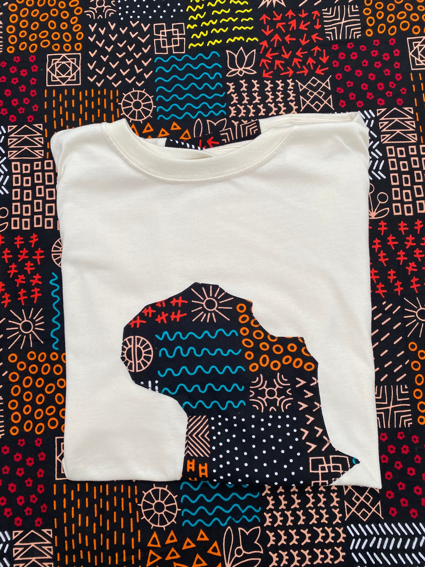 Camiseta Oversize Ankara - Estilo Africano Único y Vibrante