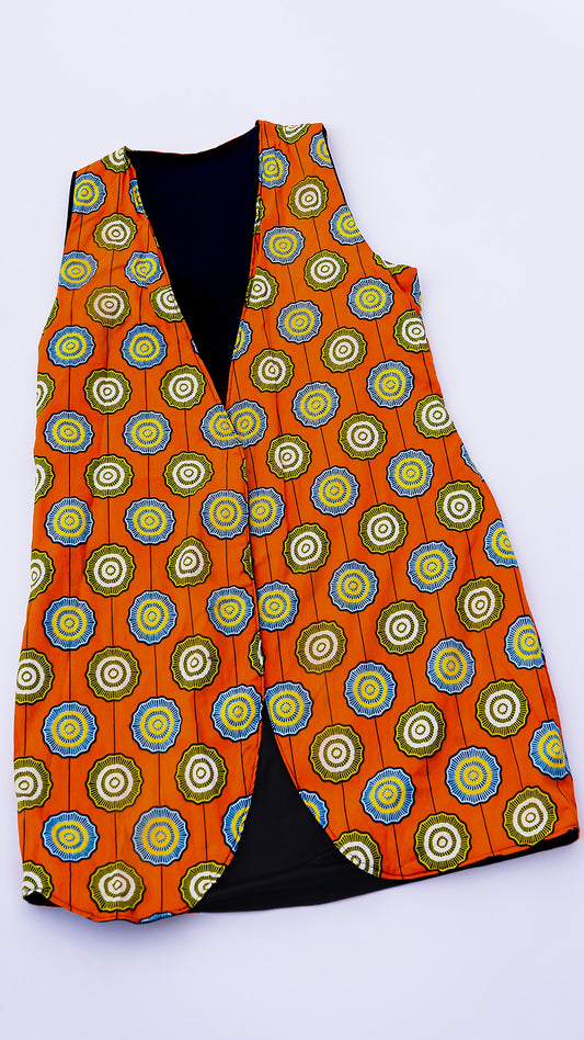Chaleco largo abierto para mujer, ropa africana en tela Ankara color naranja con patrones circulares azules, marca Anila Afrocreaciones